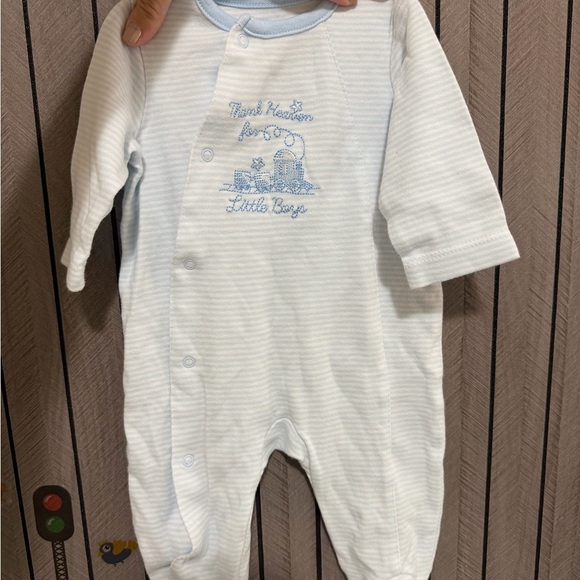 Little Me Other - ❤️ BUNDLE 4/$20 Onesies Footies